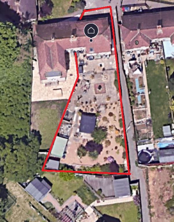 Property photo 2 of 19 Outline Of Plot