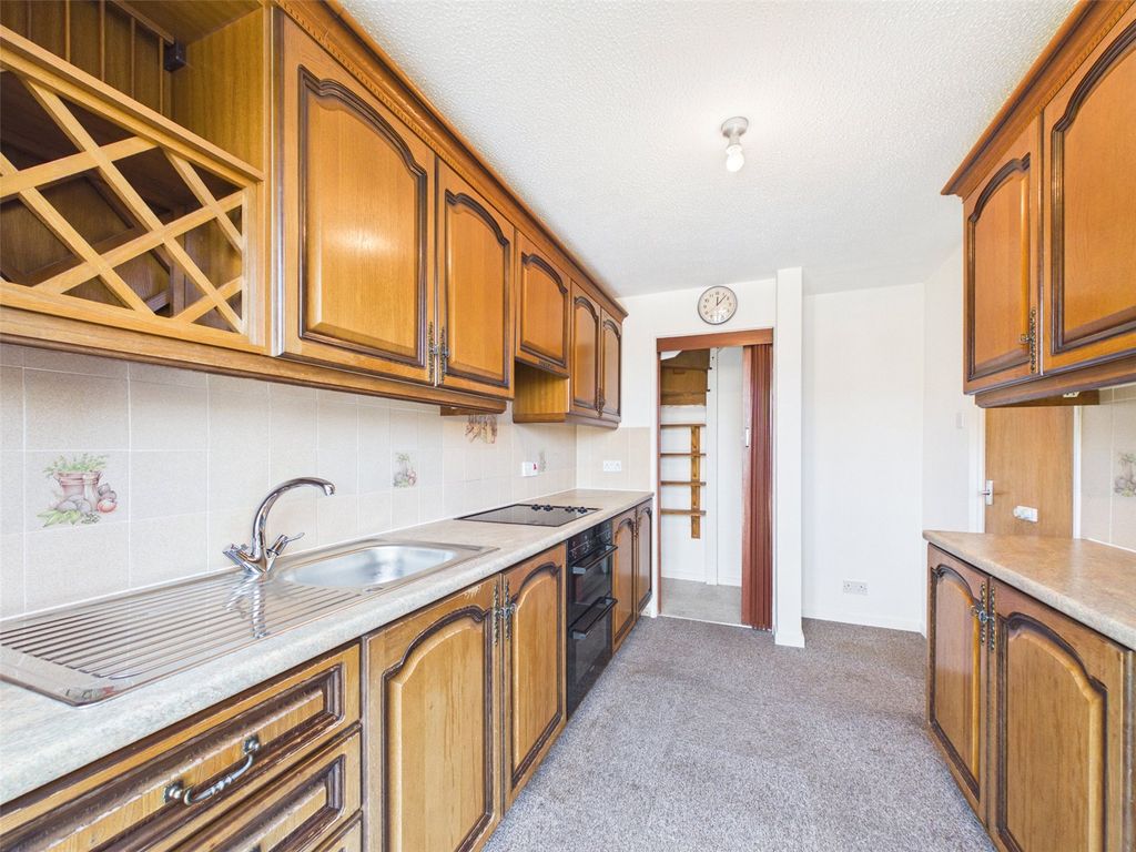 Property photo 3 of 19 Picture No. 13