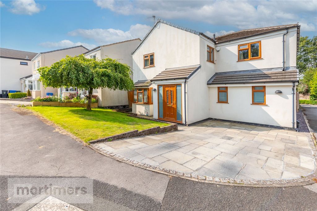 Property photo 1 of 32 Front External