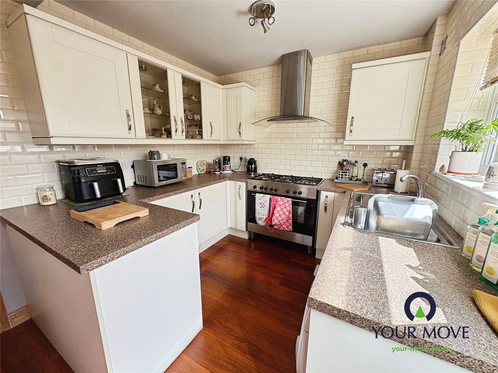 Property photo 3 of 15 Picture No. 03