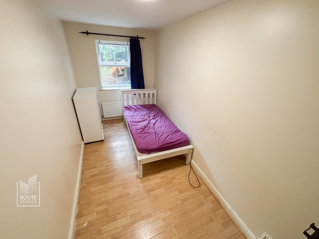 Property photo 2 of 5 Photo 1