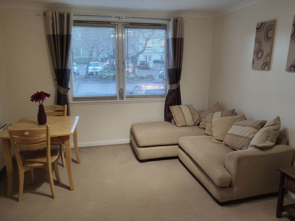 Property photo 3 of 10 Img_20211210_143939