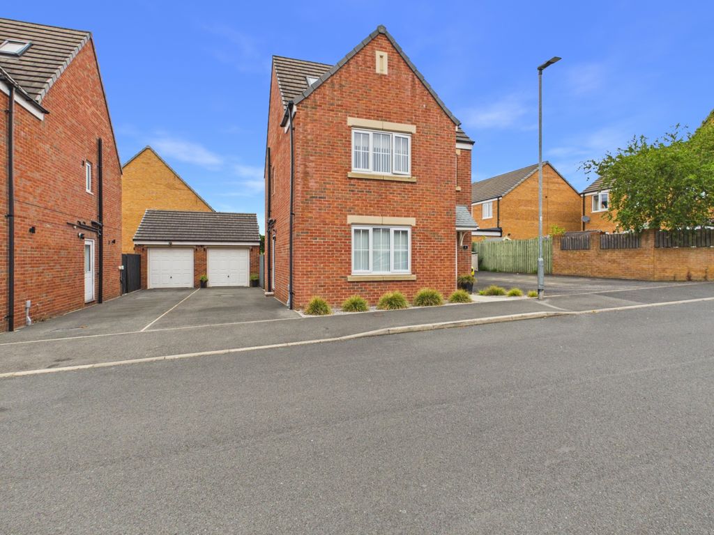 Property photo 1 of 26 Cam02637G0-Pr0051-Still044