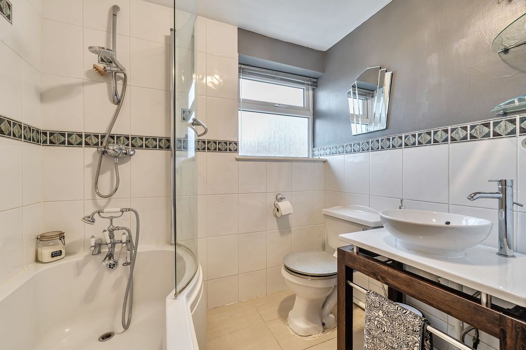 Additional image 15 of 4 bed detached house for salePaddock Close, Pershore WR10