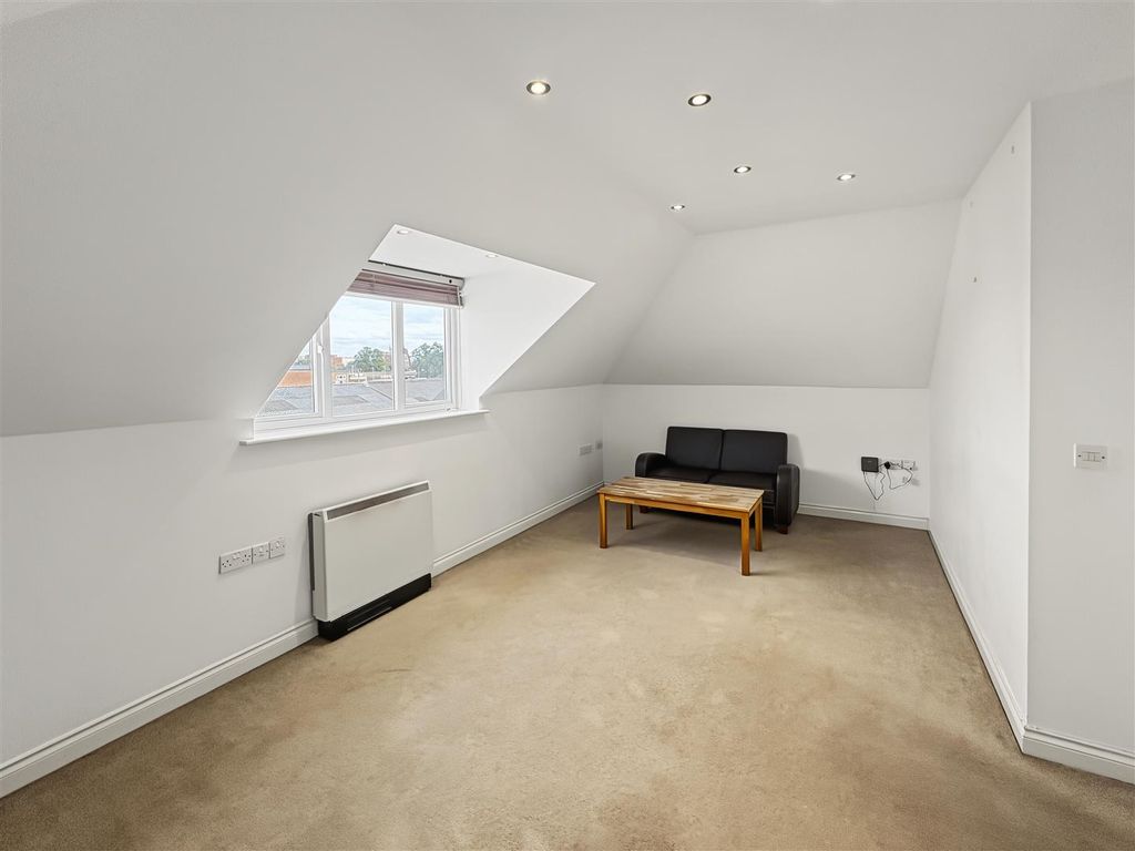 Property photo 2 of 10 Pro-Relit-Image00002.Jpg
