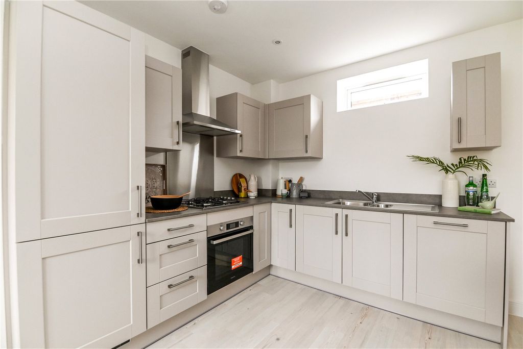 Property photo 3 of 22 Picture No. 74