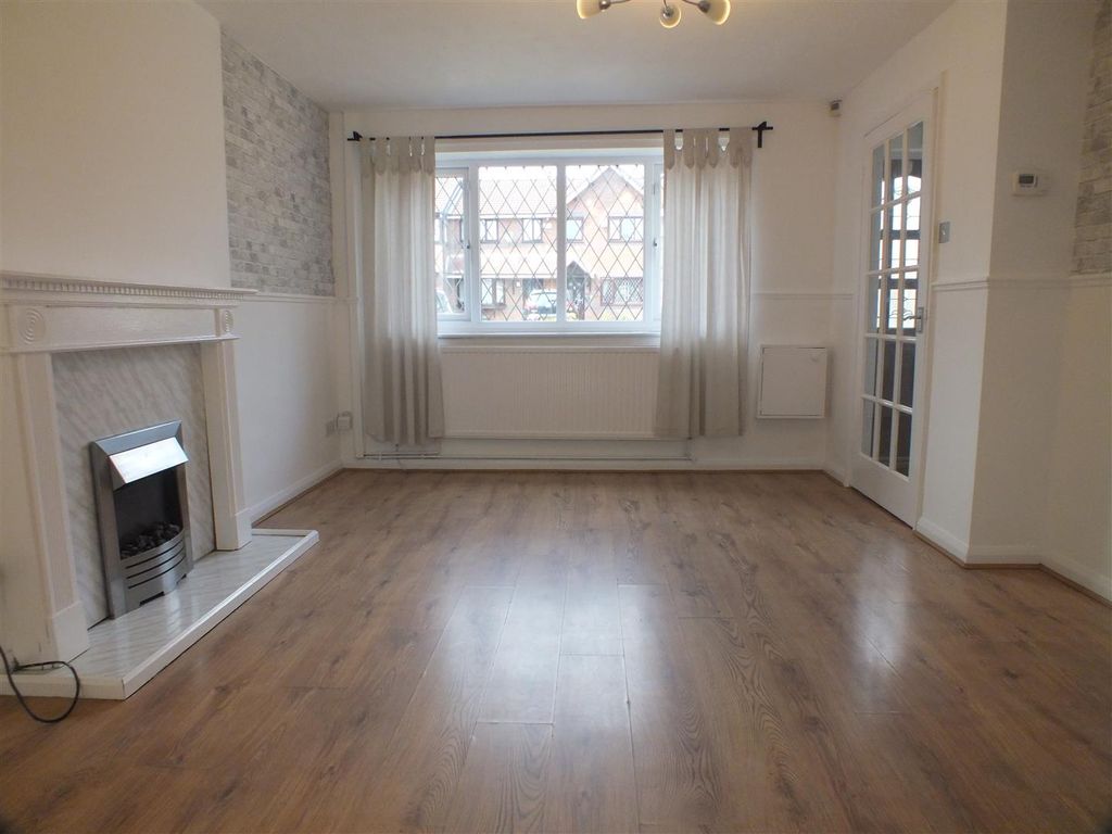 Property photo 2 of 21 Dscf2326.Jpg