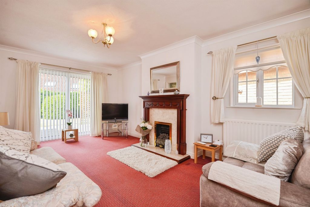 Property photo 3 of 17