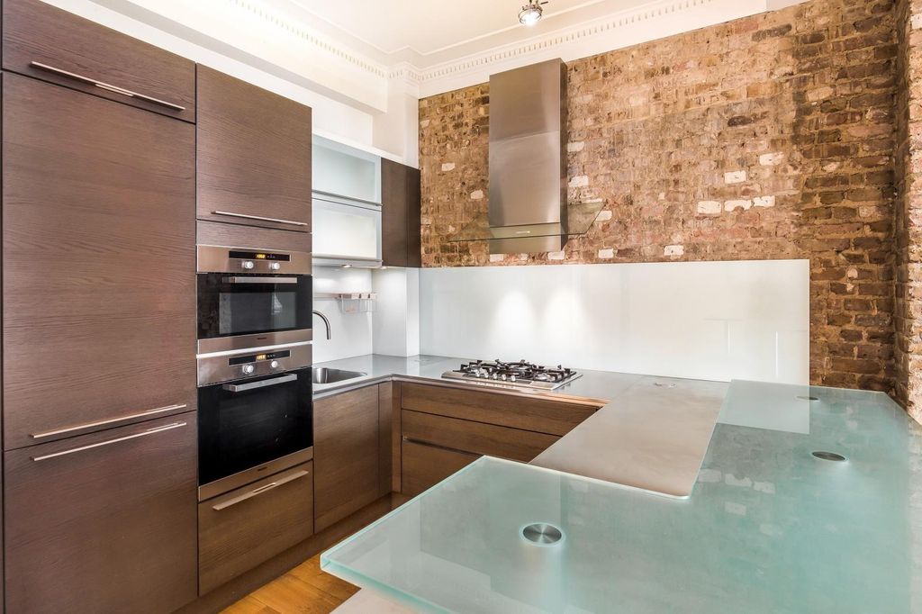 Property photo 2 of 10 Image