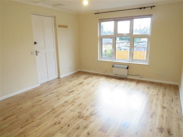 Property photo 2 of 6 Living Room