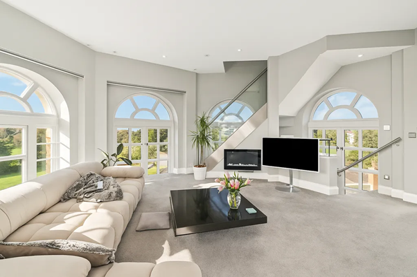 Property photo 1 of 17 Photo 2