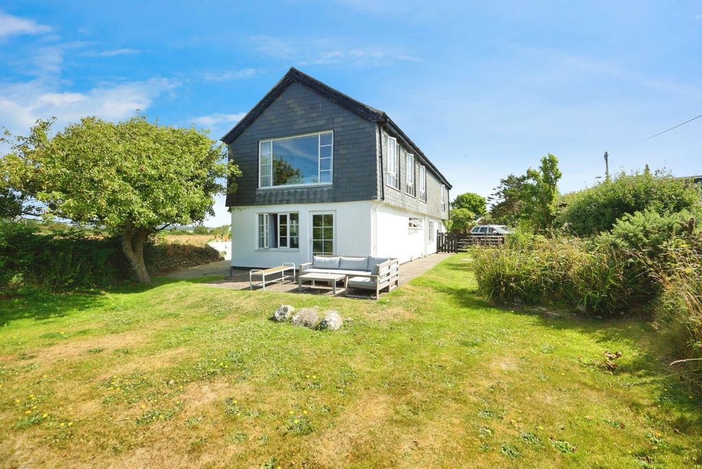Property photo 1 of 19 Photo