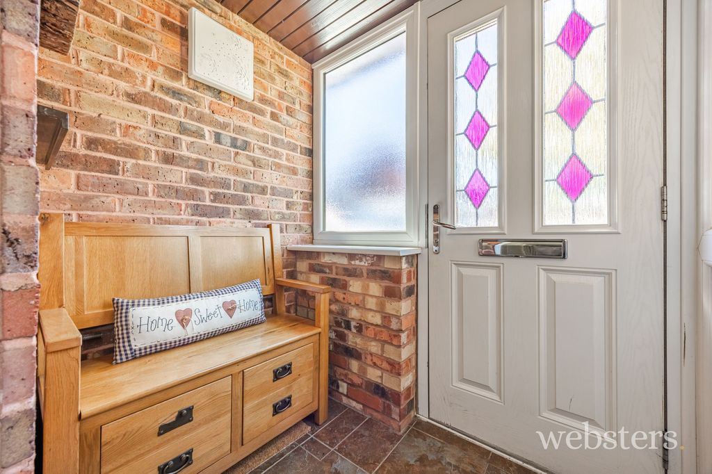 Property photo 3 of 38