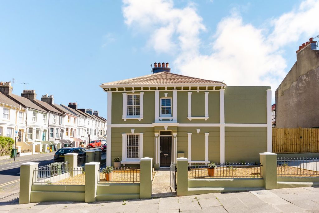 Property photo 1 of 17 Picture No. 19