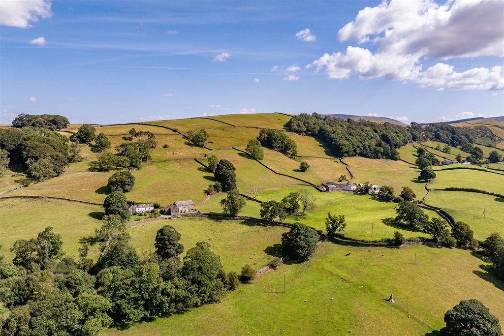 Property photo 2 of 16 Gap & Hewthwaite Farm-63.Jpg