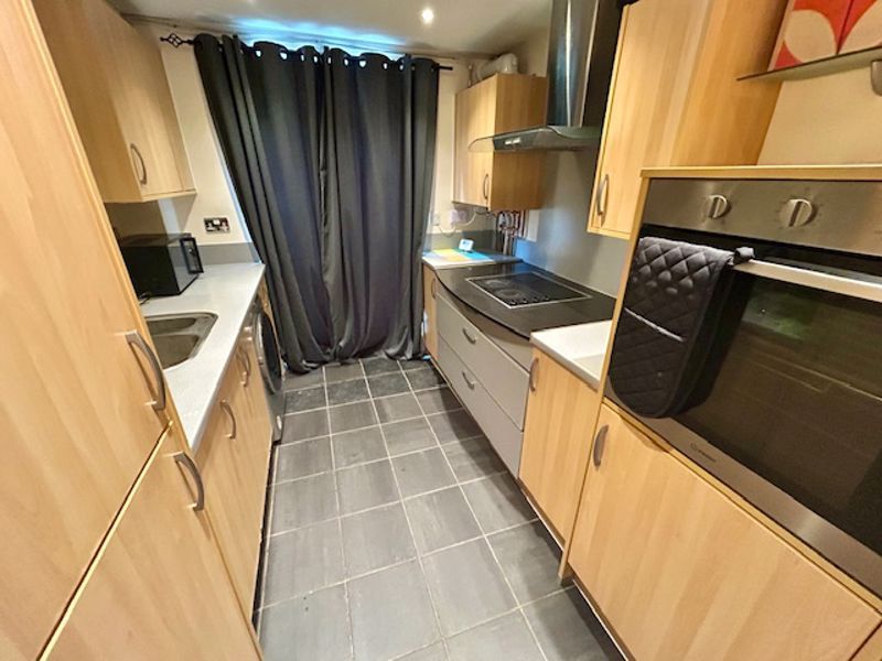 Property photo 2 of 9 Photo 1