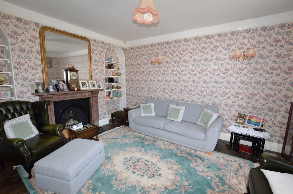 Property photo 3 of 17 Picture No. 05