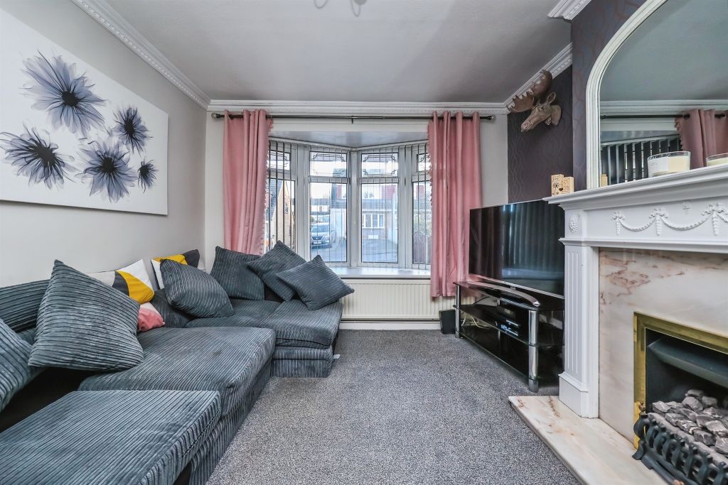 Property photo 3 of 21