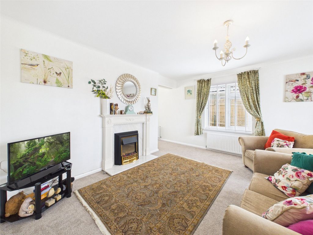 Property photo 3 of 38 Picture No. 40