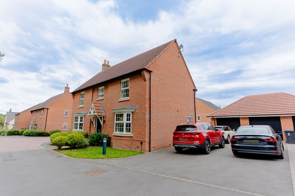 Property photo 1 of 13