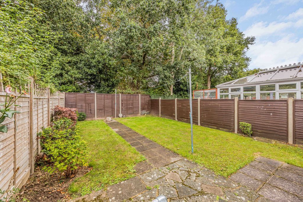 Property photo 2 of 18 Photo 15