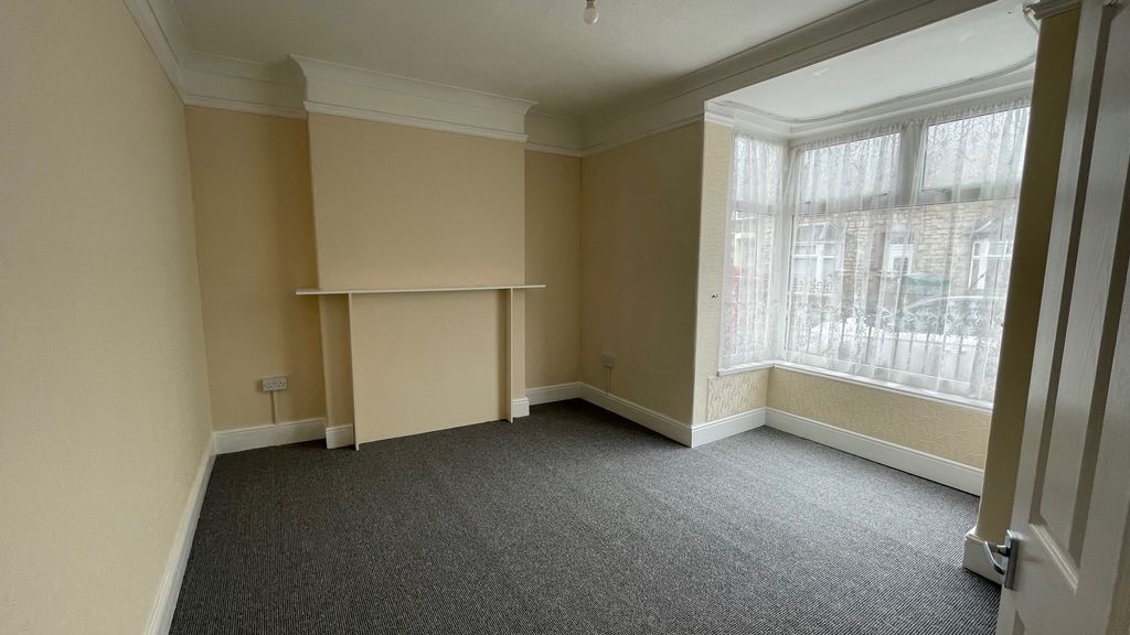 Property photo 3 of 12 Image