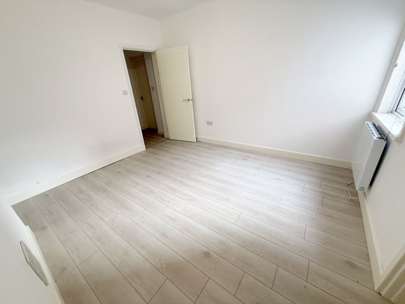 Property photo 3 of 5 Lounge