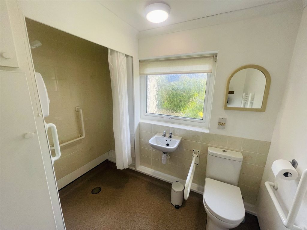 Additional image 5 of 3 bed bungalow for saleCefn Y Gader, Morfa Bychan, Porthmadog, Gwynedd LL49