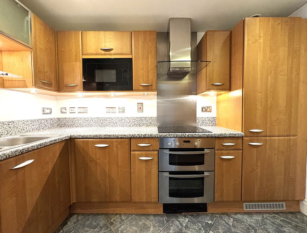 Property photo 2 of 13 Img_1315