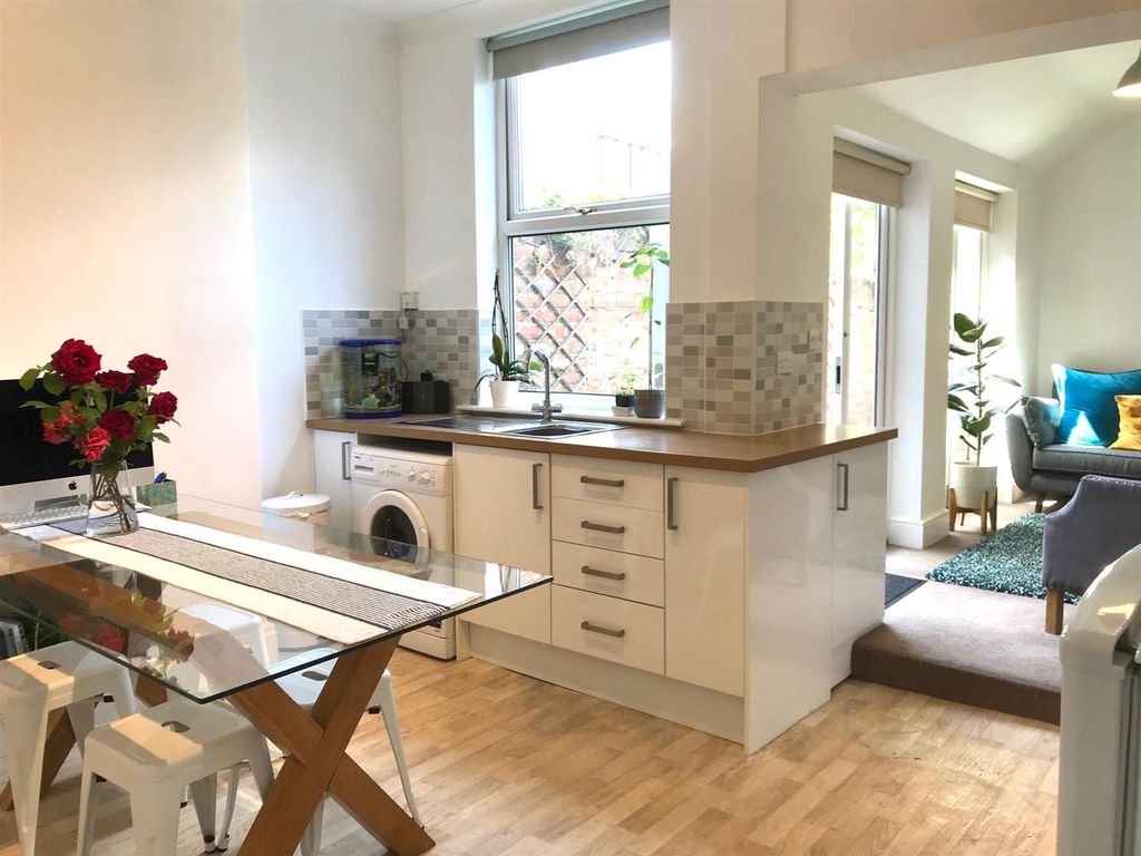 Property photo 3 of 10 Img_8043.Jpg