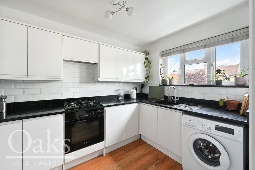 Property photo 3 of 8 Picture No. 01