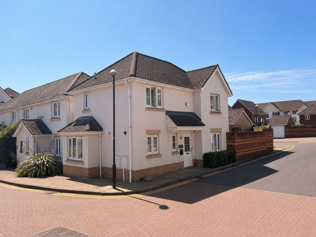 Property photo 1 of 25