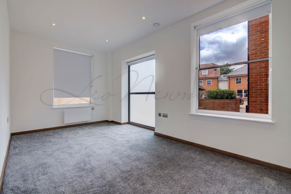 Property photo 3 of 10 Jpg