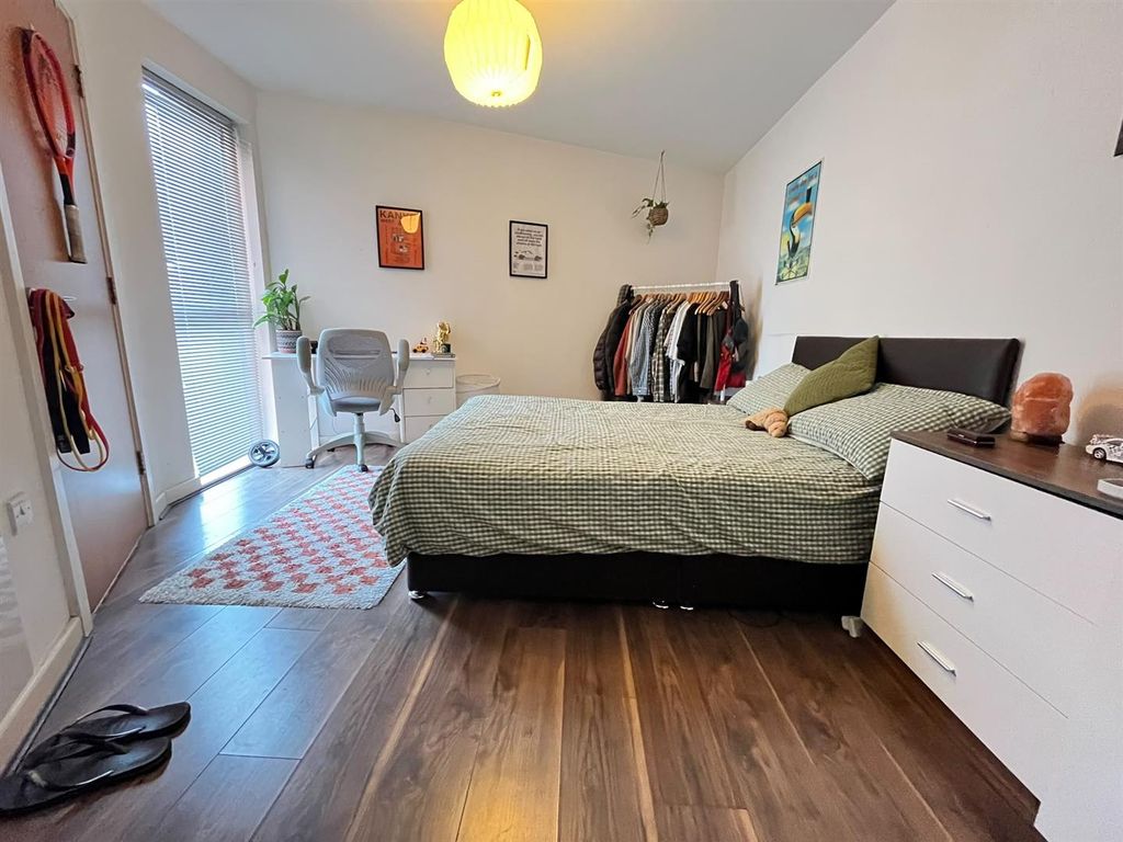 Property photo 3 of 7
