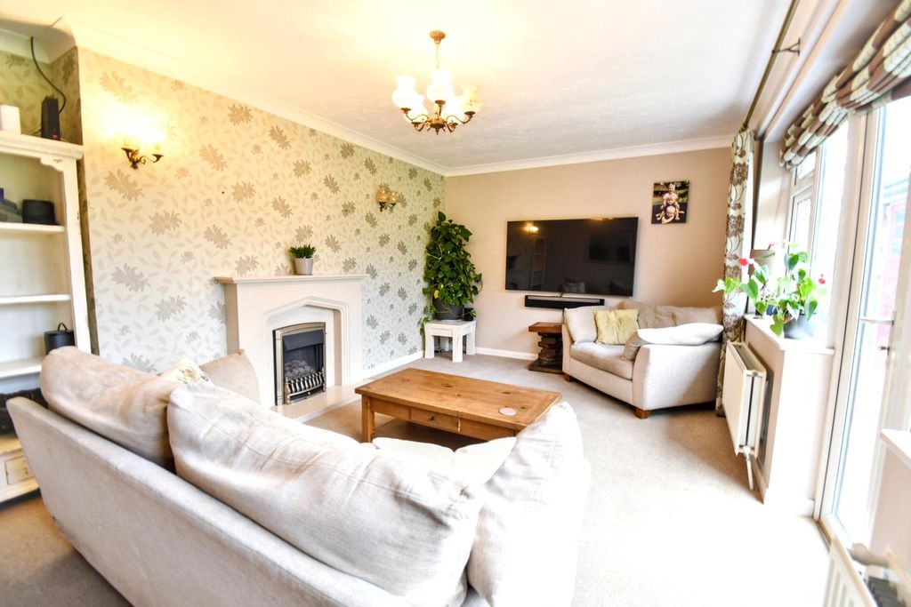 Property photo 3 of 22