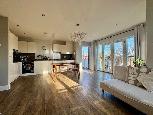 Property photo 3 of 14