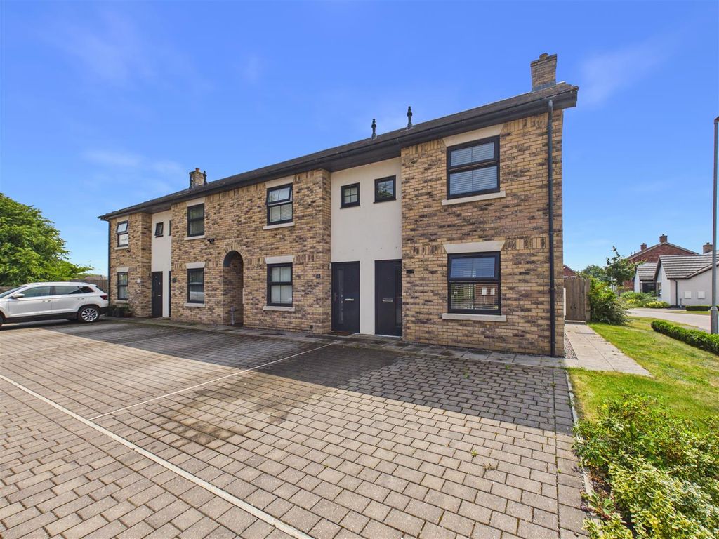 Property photo 1 of 9 Cavendish Drive - Main