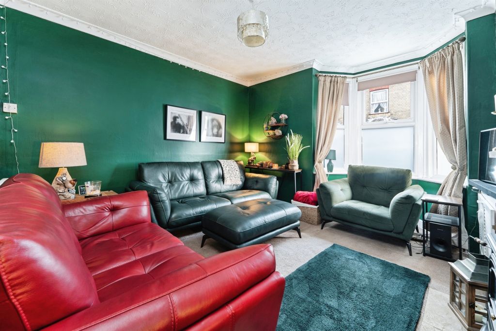 Property photo 2 of 17