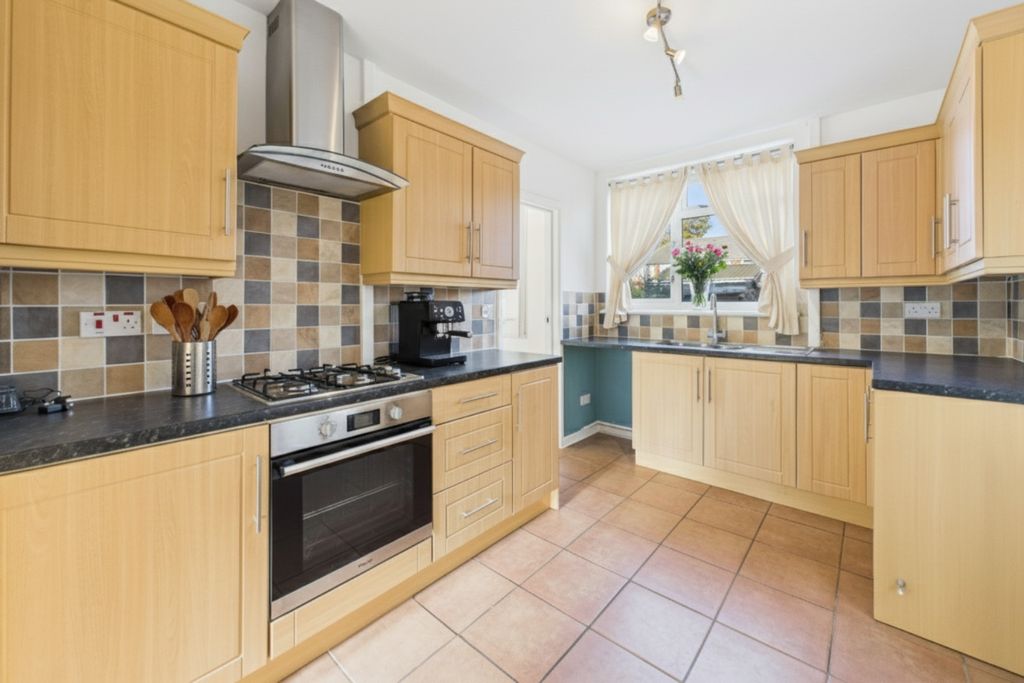 Property photo 3 of 19 4623238