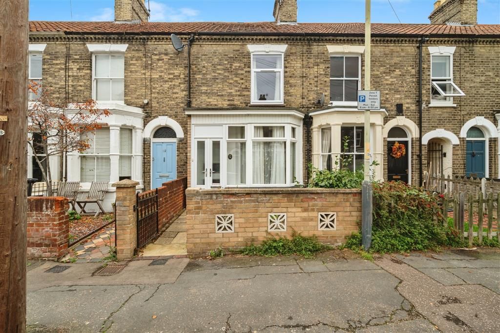 Property photo 1 of 17