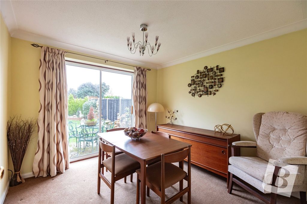 Property photo 3 of 20 Dining Room