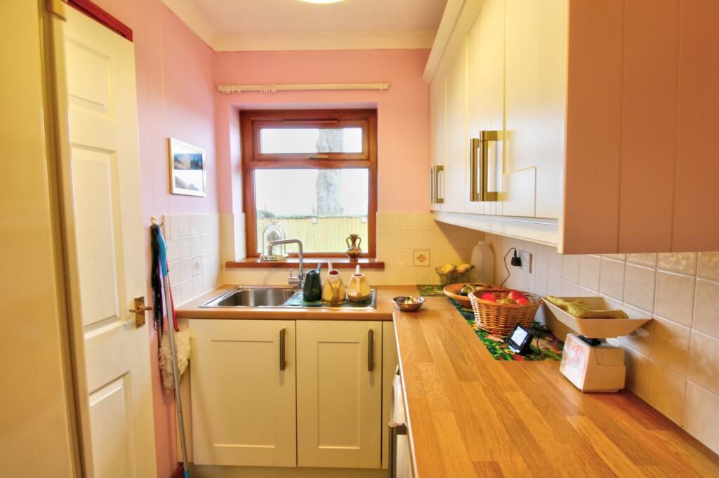 Property photo 2 of 12 77046_426648_Img_09_0000