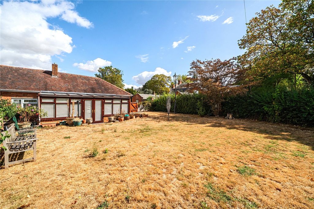 Property photo 2 of 19 Picture No. 27