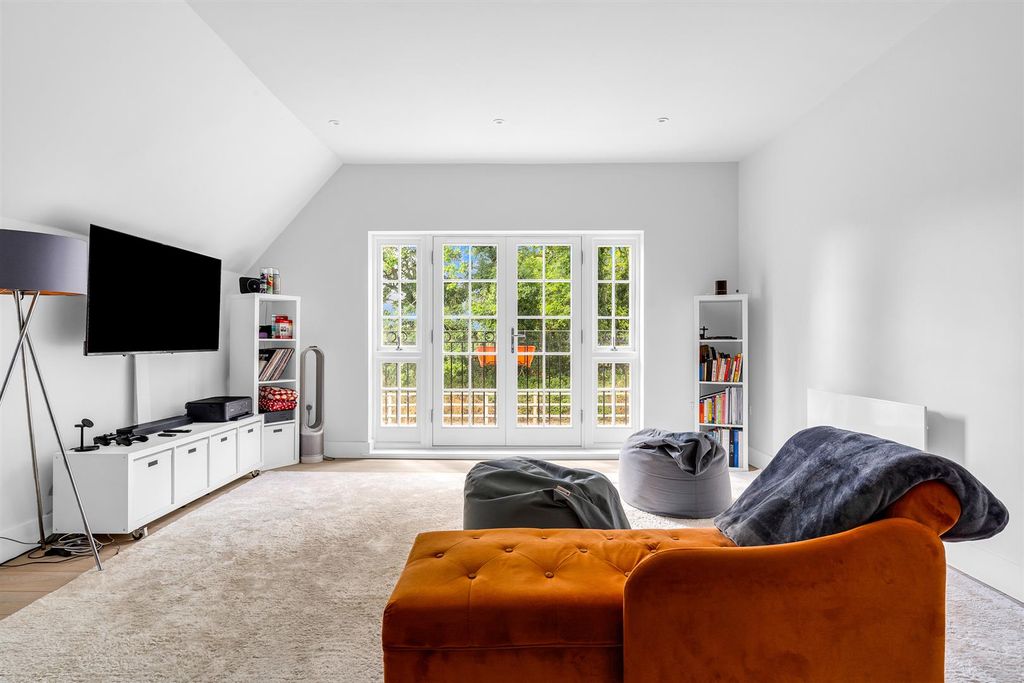 Property photo 2 of 20 Internal-9.Jpg