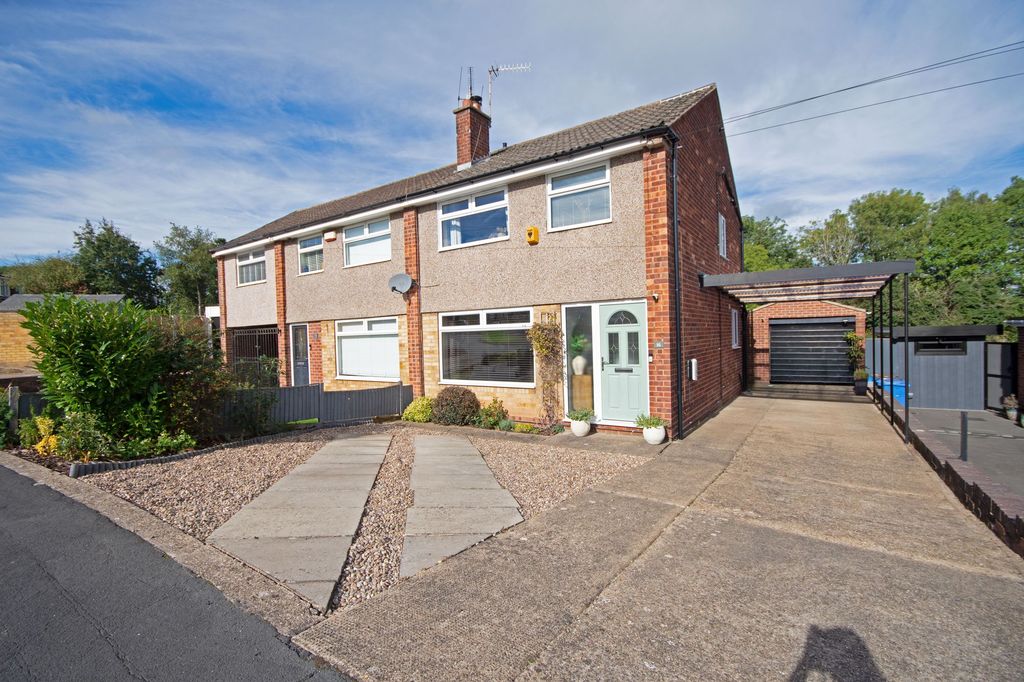 Property photo 1 of 27