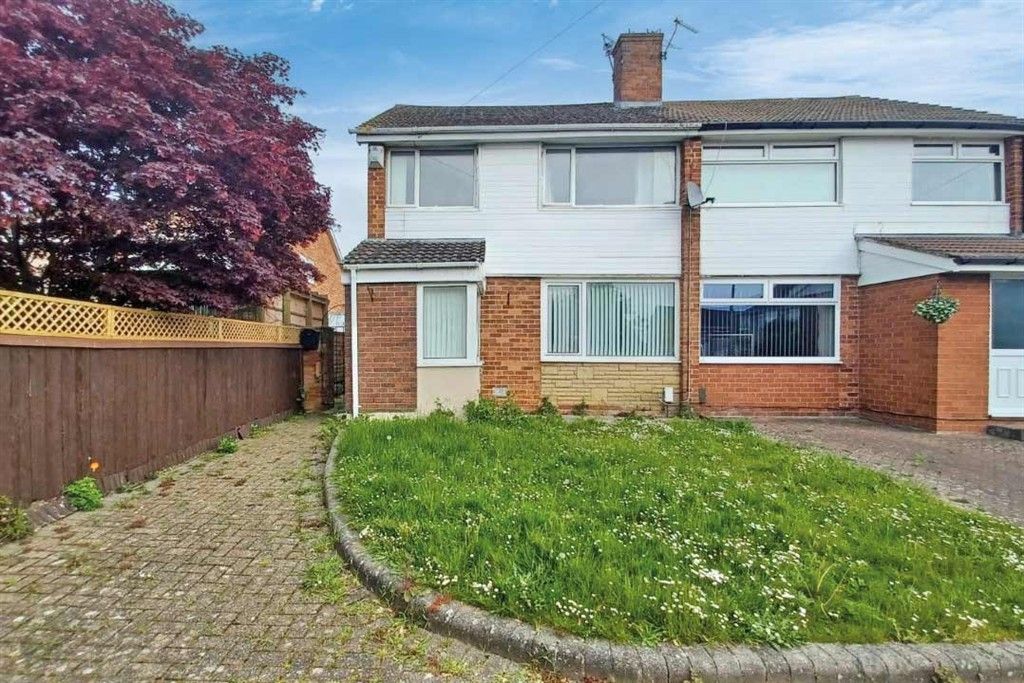 Property photo 1 of 5