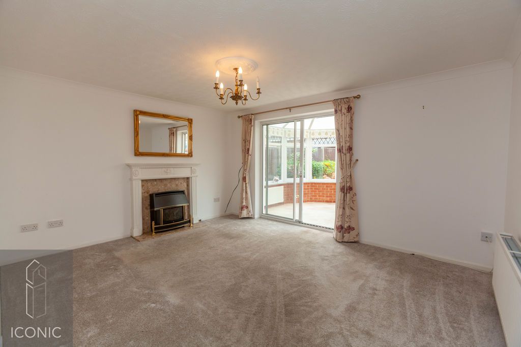 Property photo 2 of 14 Photo 5