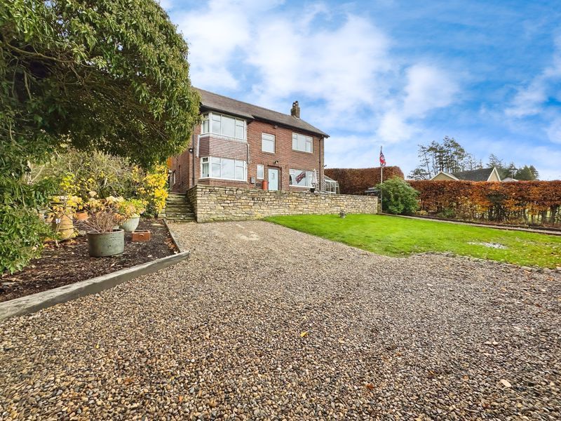 Property photo 1 of 17 Photo 16