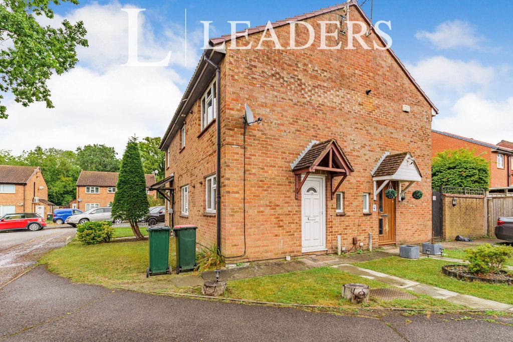 Property photo 1 of 10 External