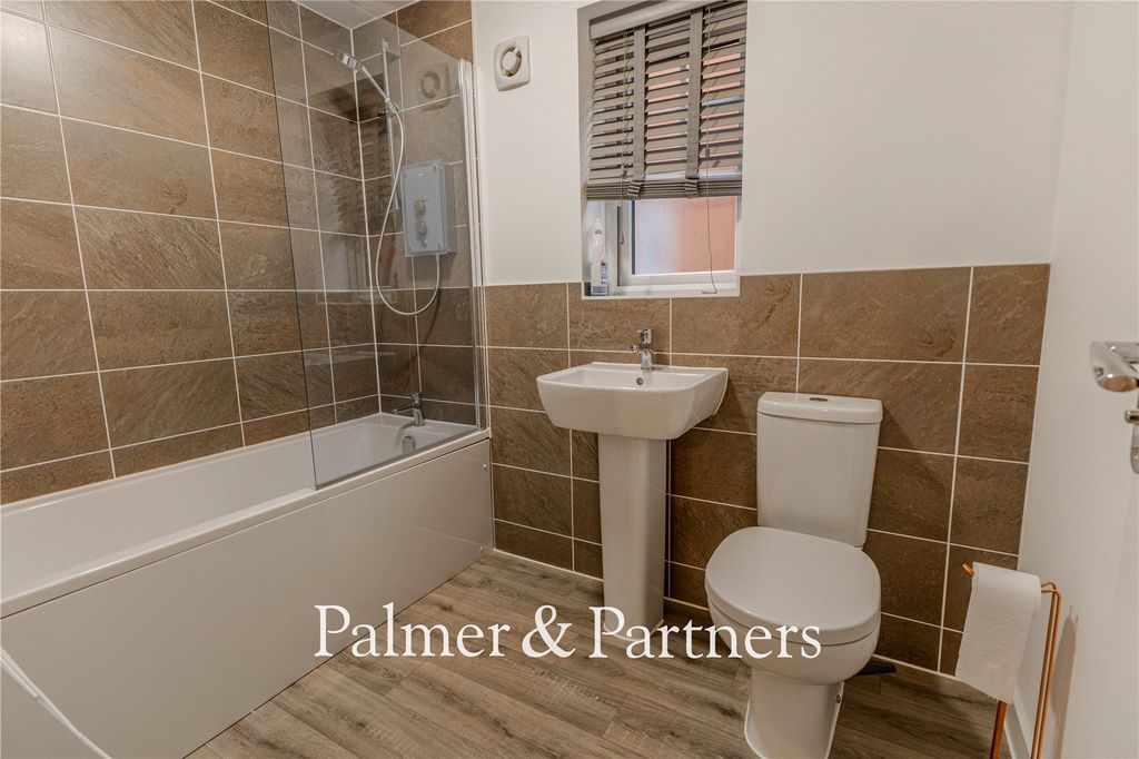 Additional image 19 of 5 bed detached house for saleHodgson Avenue, Leiston, Suffolk IP16